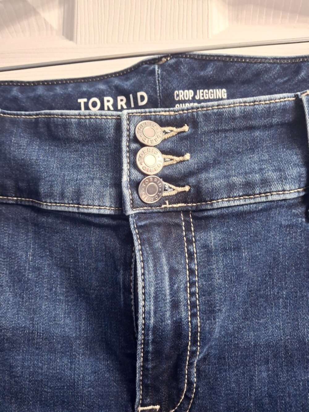 Torrid Super Soft Crop Jeggings, size 20 - Picture 2 of 5